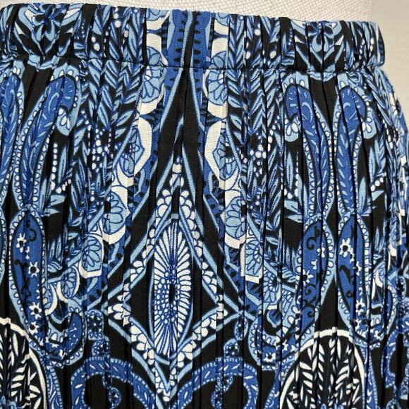 Sunny Leigh Woman Skirt Plus size 1X Blue Black Paisley Pleated Knee A Line Slim - Picture 5 of 11